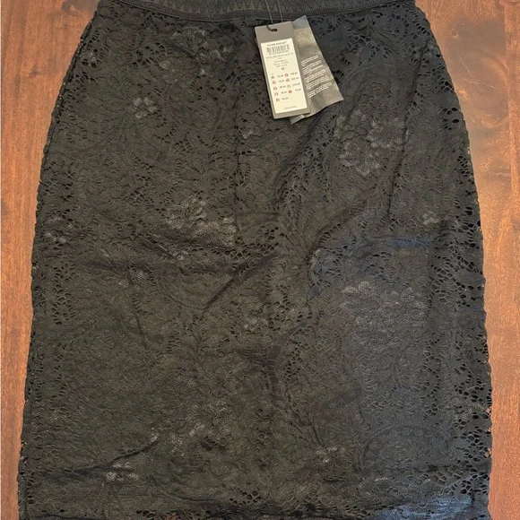 Vero Moda VMCELEBE Lace Skirt – Black Beauty (Size M, NWT) - Picture 2 of 2